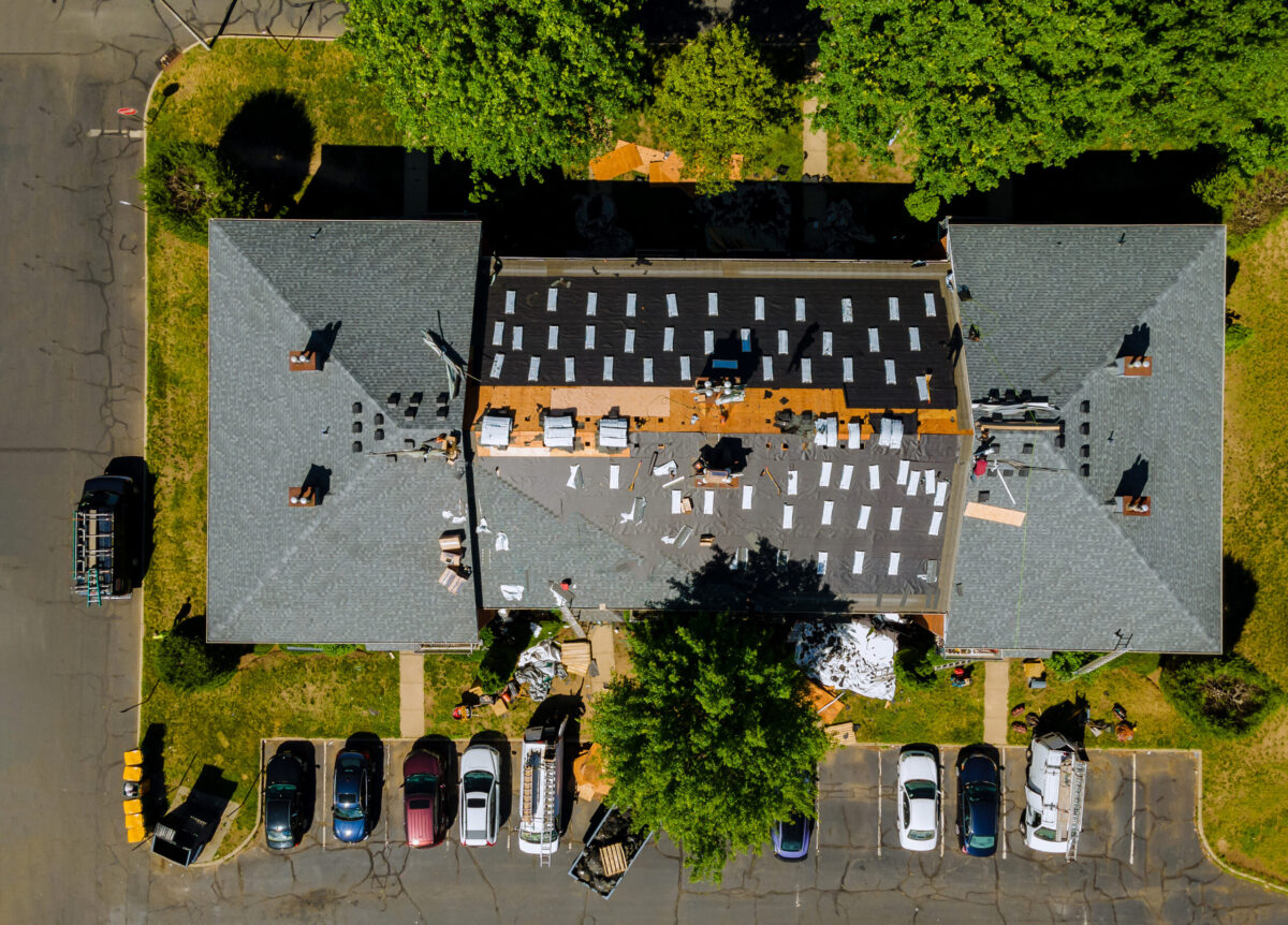 how to get insurance to pay for roof replacement